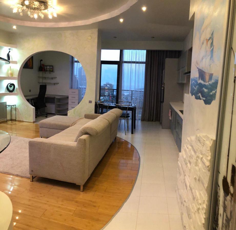 "Нова Аркадія", Вид Моря Та Міста Apartman Odessza Kültér fotó